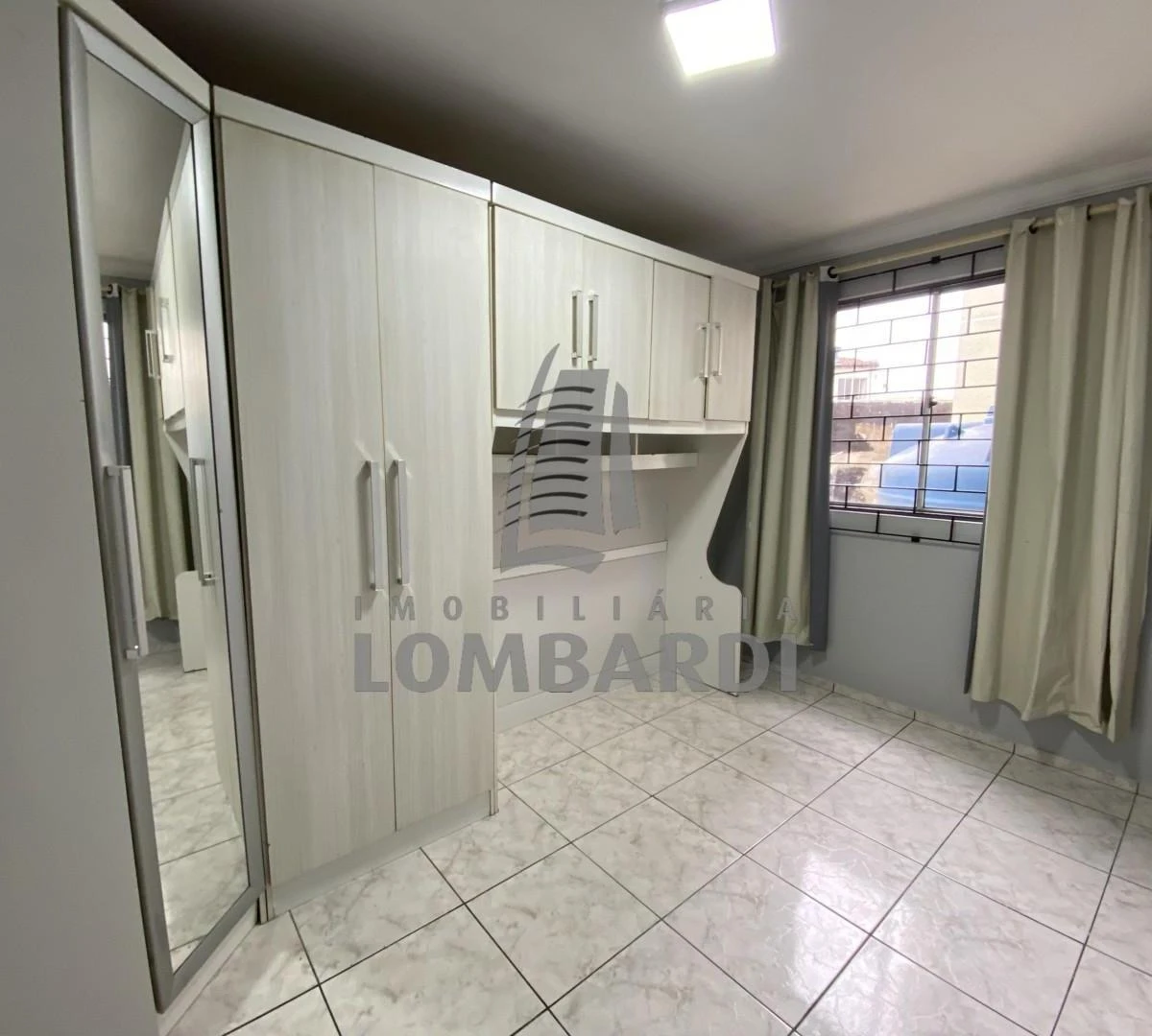 48 m² apartment with 2 bedrooms and a separate kitchen — photo 3