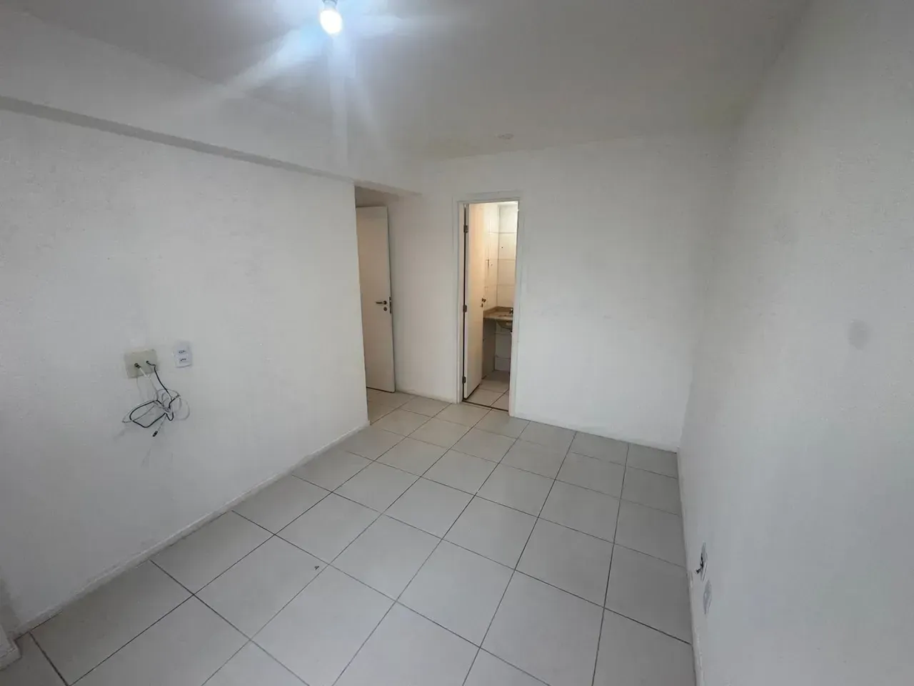 Apartment with 2 bathrooms and glass shower enclosures 61 m² — photo 18