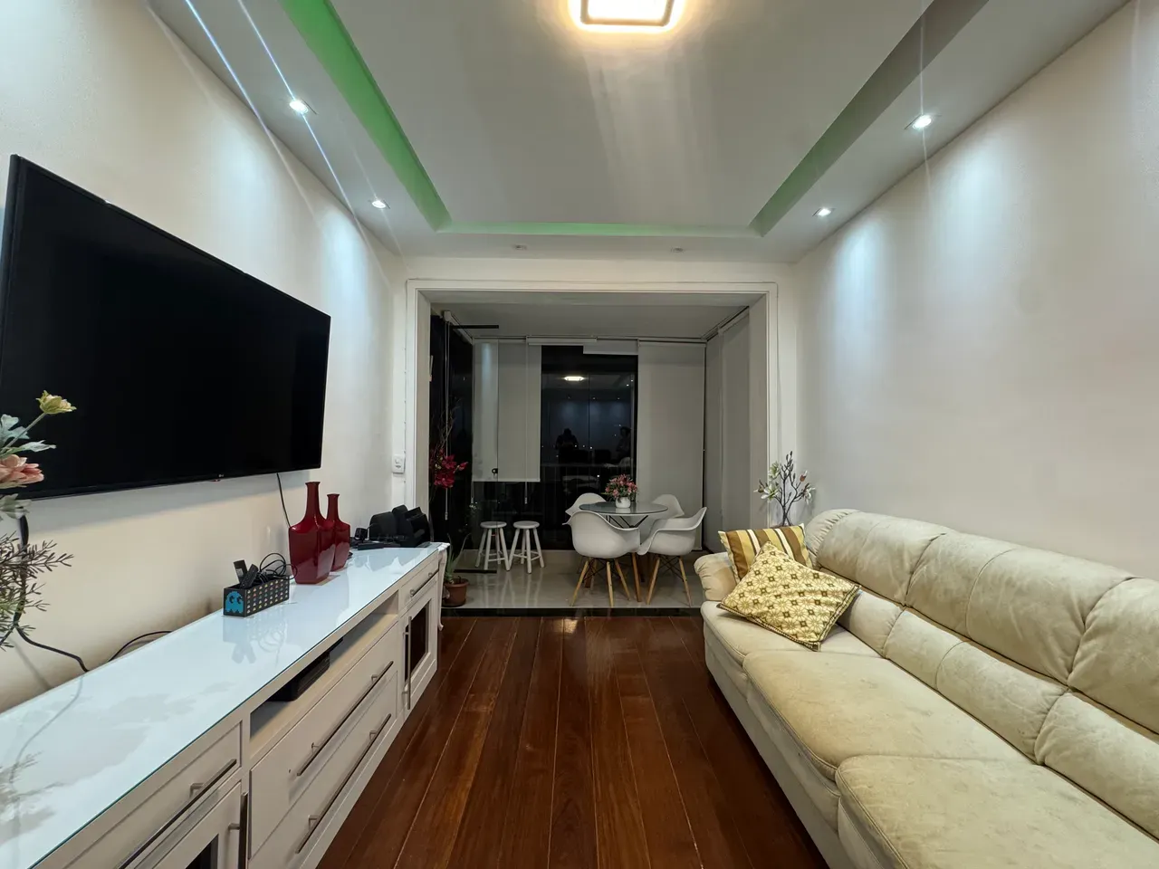 100 m² apartment with 2 bedrooms and 1 parking space — photo 9