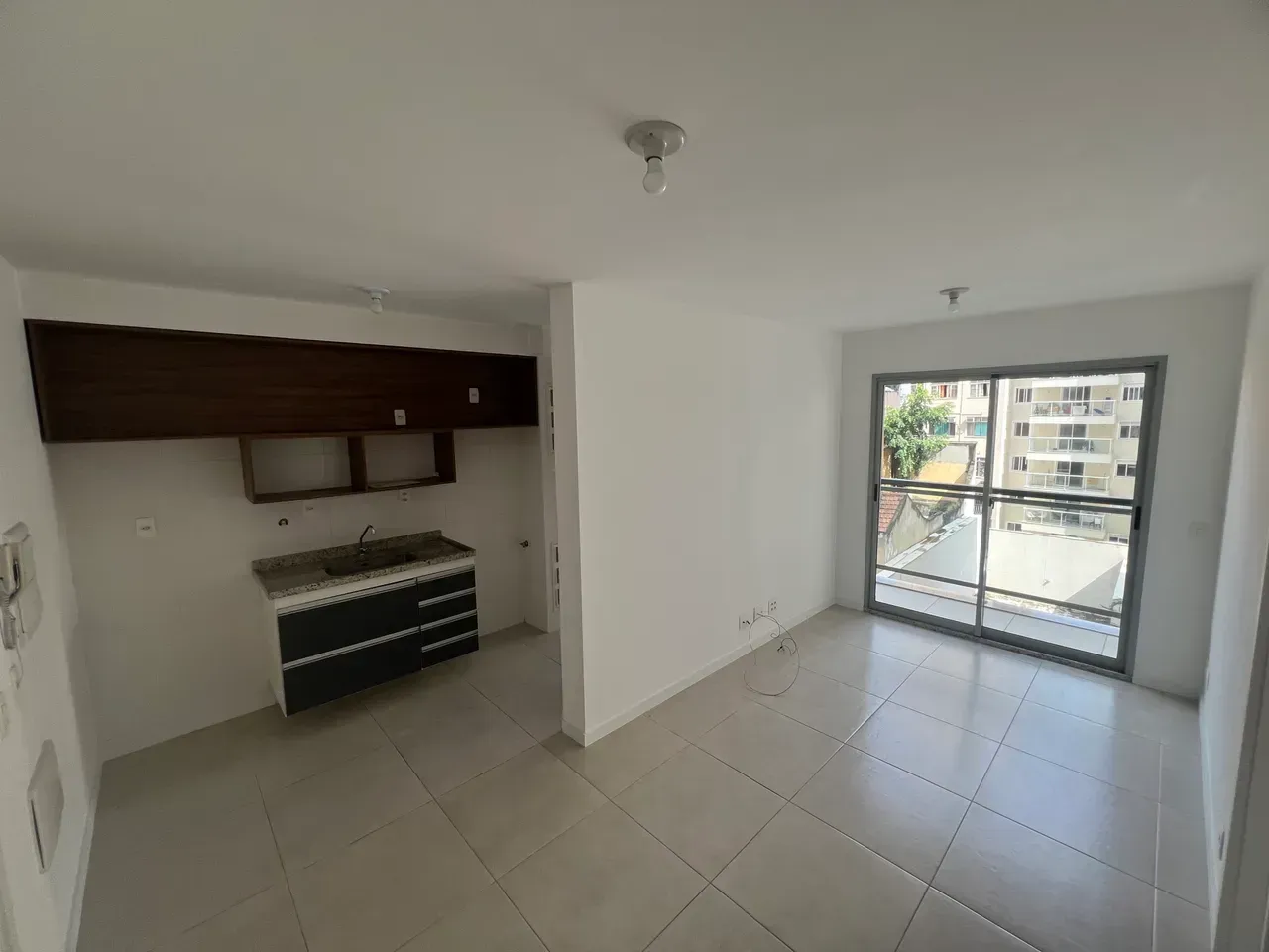1-bedroom apartment with open-plan gas kitchen — photo 15