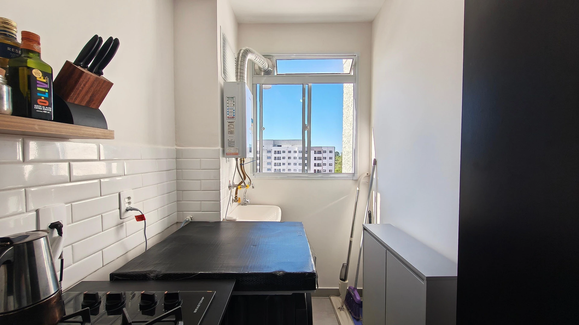 Furnished apartment with 2 bedrooms and a balcony — photo 20