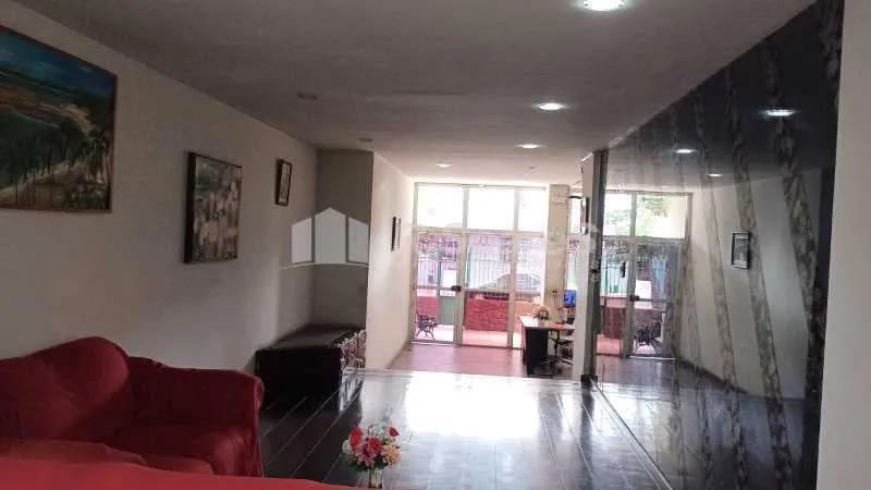 Furnished apartment with 3 bedrooms and a home office — photo 14