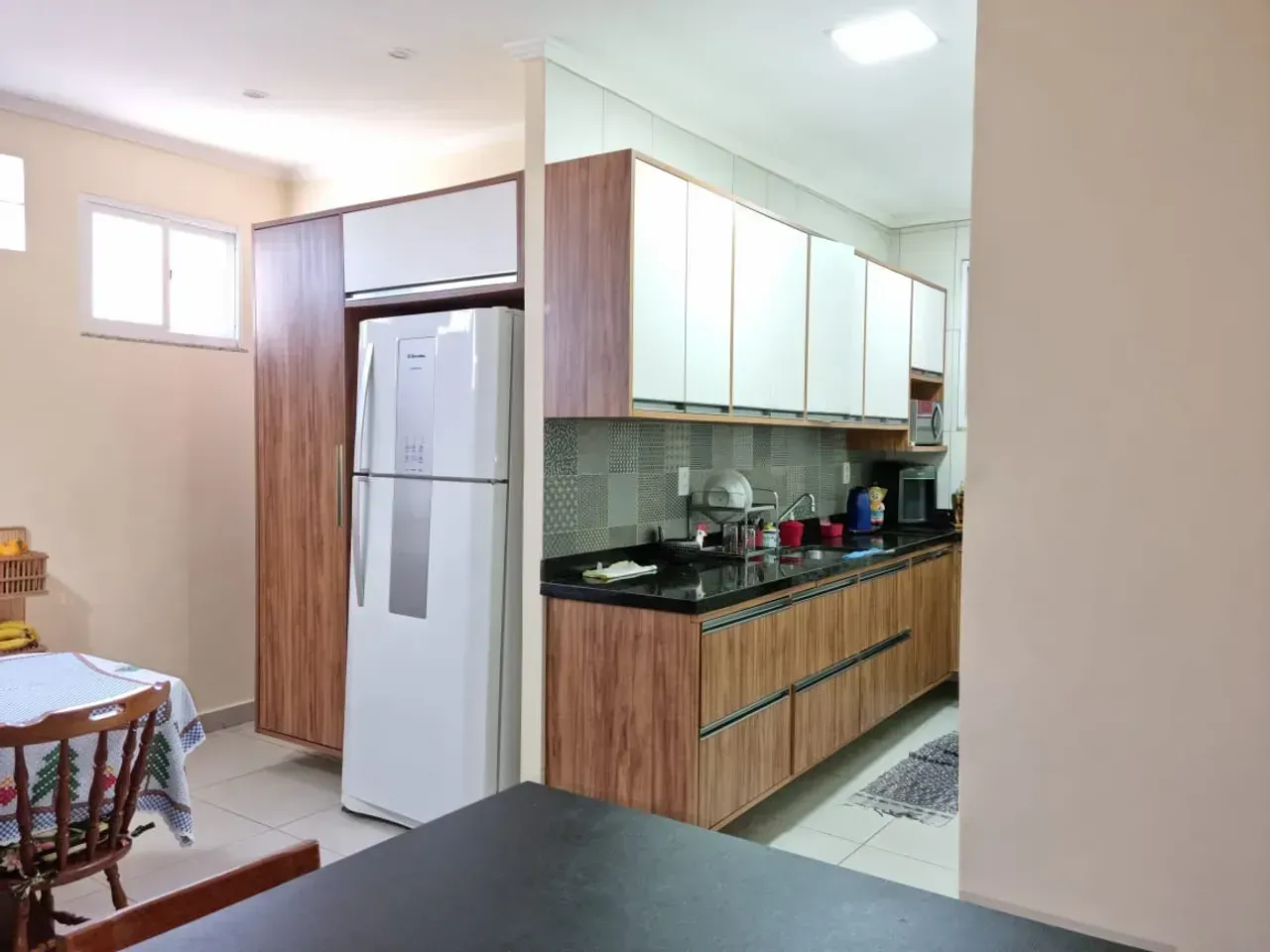 Furnished apartment with 3 bedrooms and 4 bathrooms — photo 10