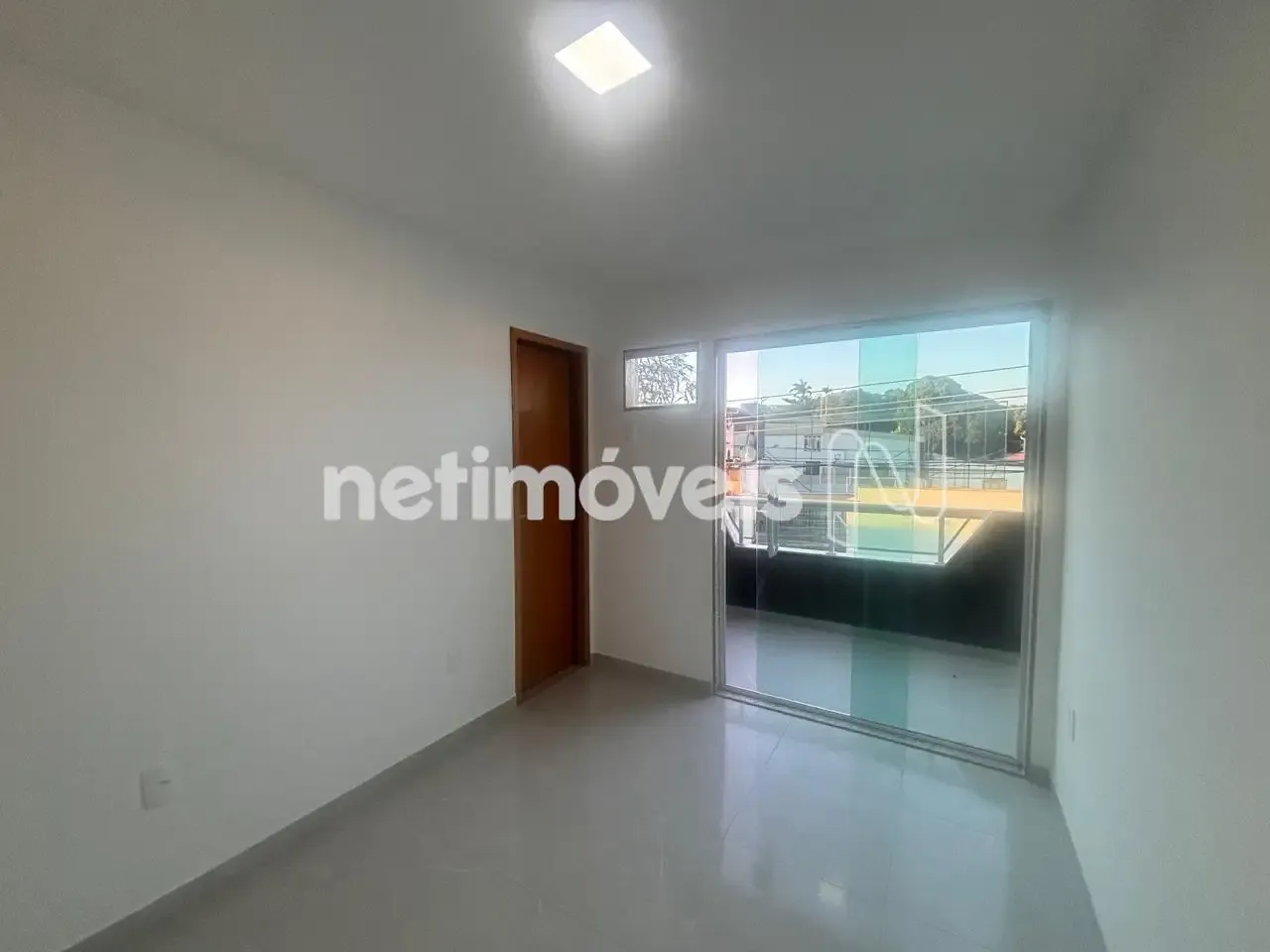 1-bedroom apartment with open-plan kitchen — photo 6