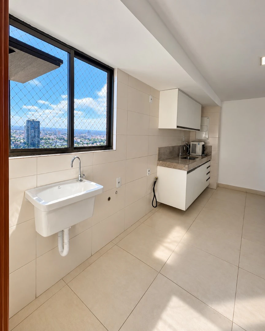 3-bedroom apartment with a water view in João Pessoa — photo 17