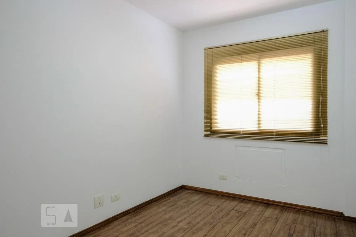 3-bedroom apartment with a mountain view — photo 36
