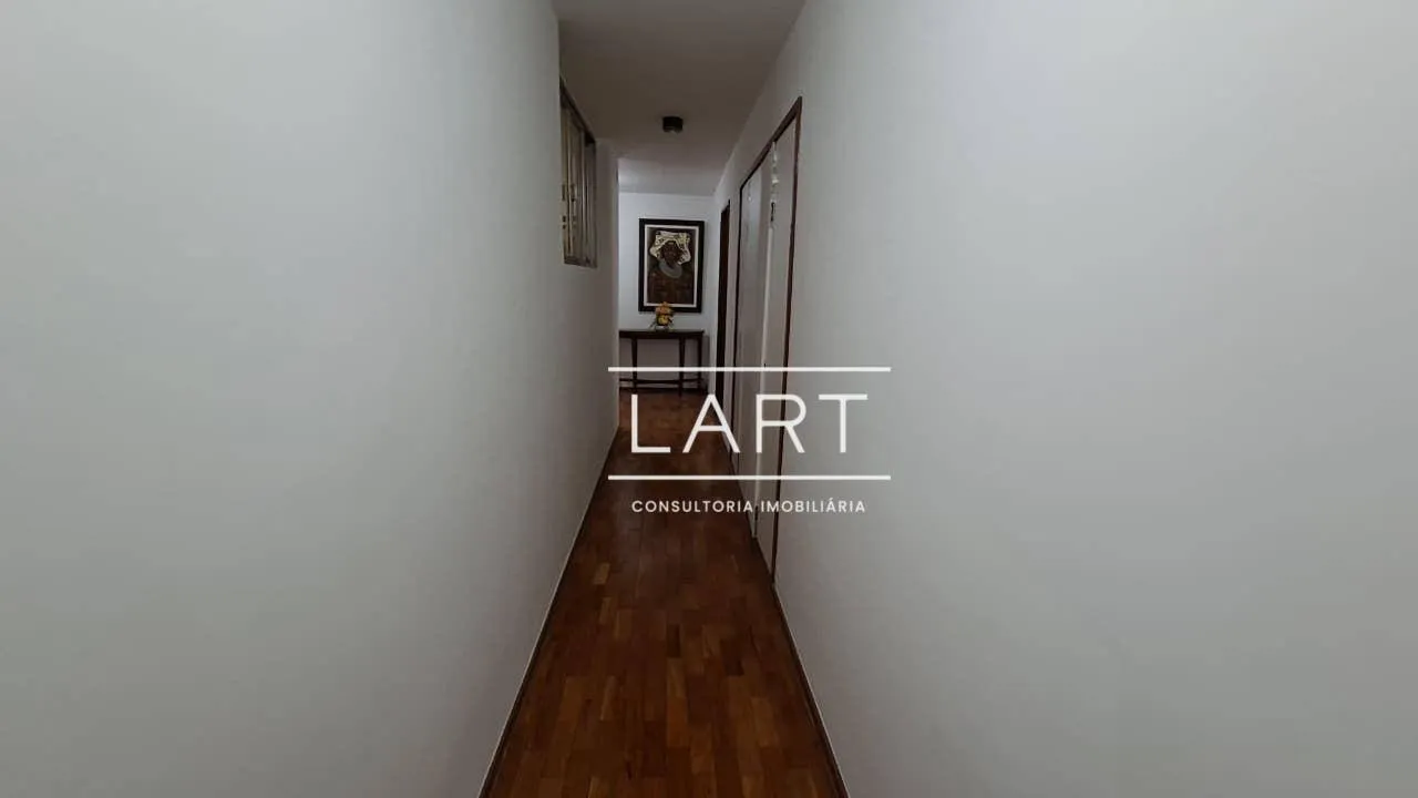 Rental apartment with 4 bedrooms and 280 m² — photo 28