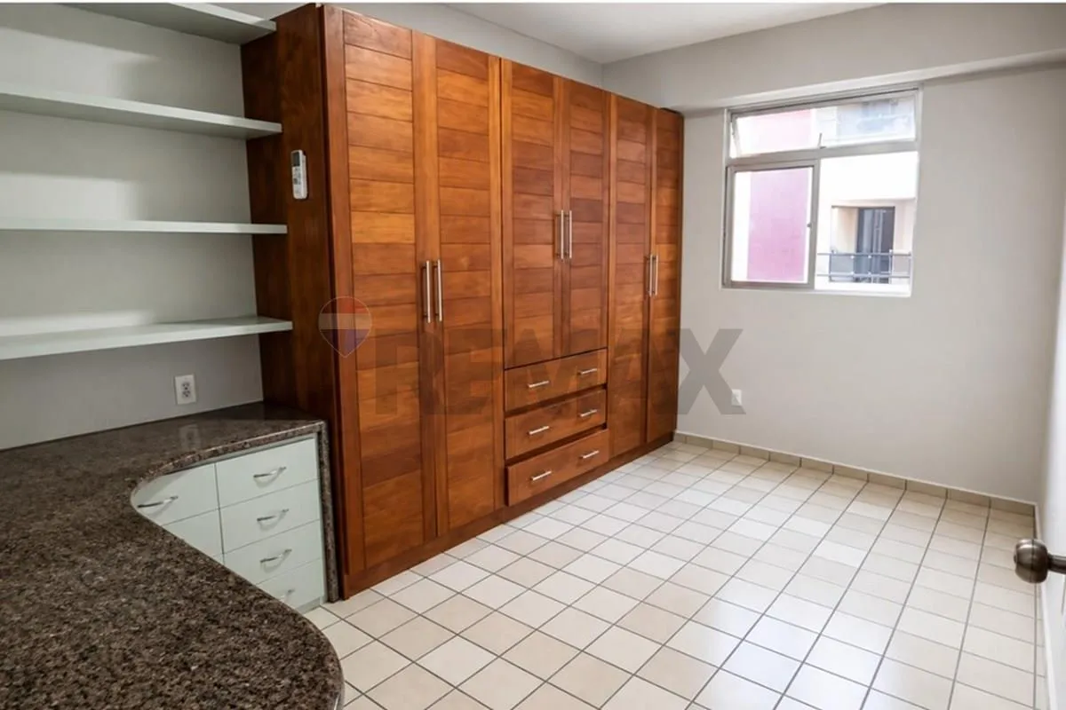 3-bedroom rental apartment with 137 m² and parking — photo 8