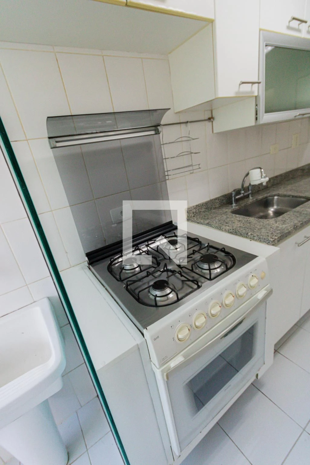 Apartamento com 3 quartos e cozinha fechada a gás — photo 17