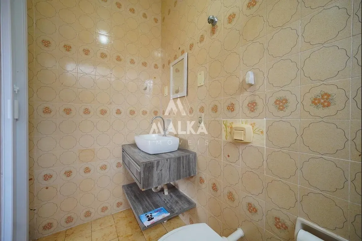 4-bedroom house with a water view in Florianópolis — photo 22