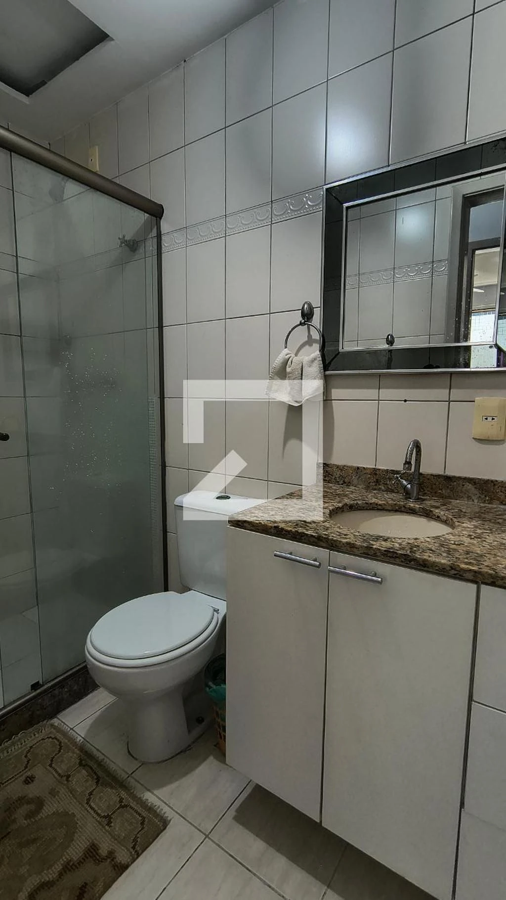 Furnished apartment with 2 bedrooms and 2 bathrooms — photo 22