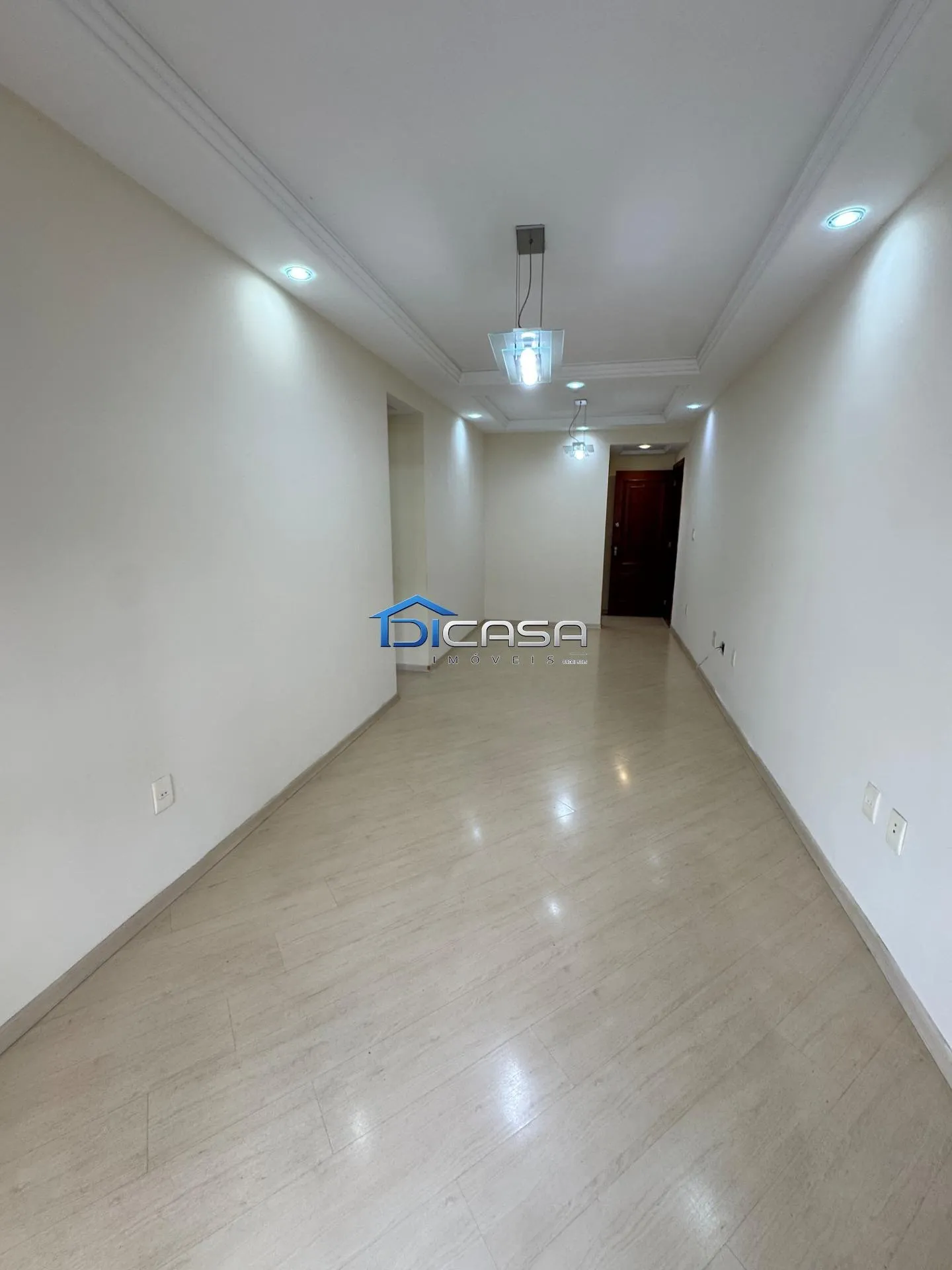 2-bedroom apartment with a walk-in closet — photo 19