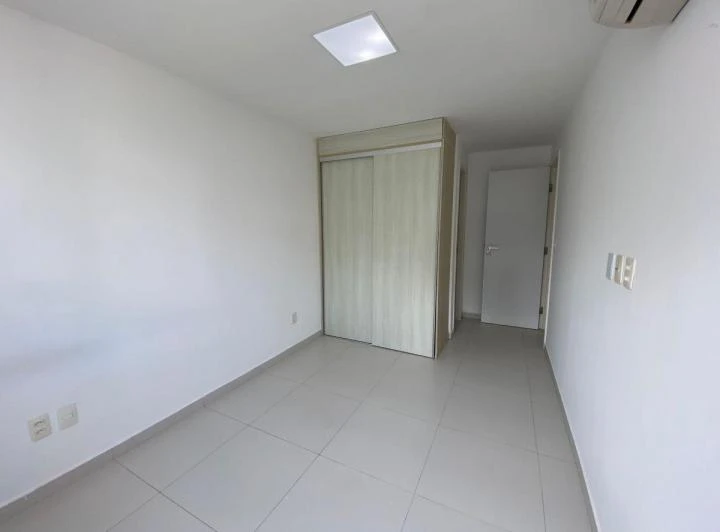 2-bedroom apartment with enclosed balcony and BBQ — photo 6
