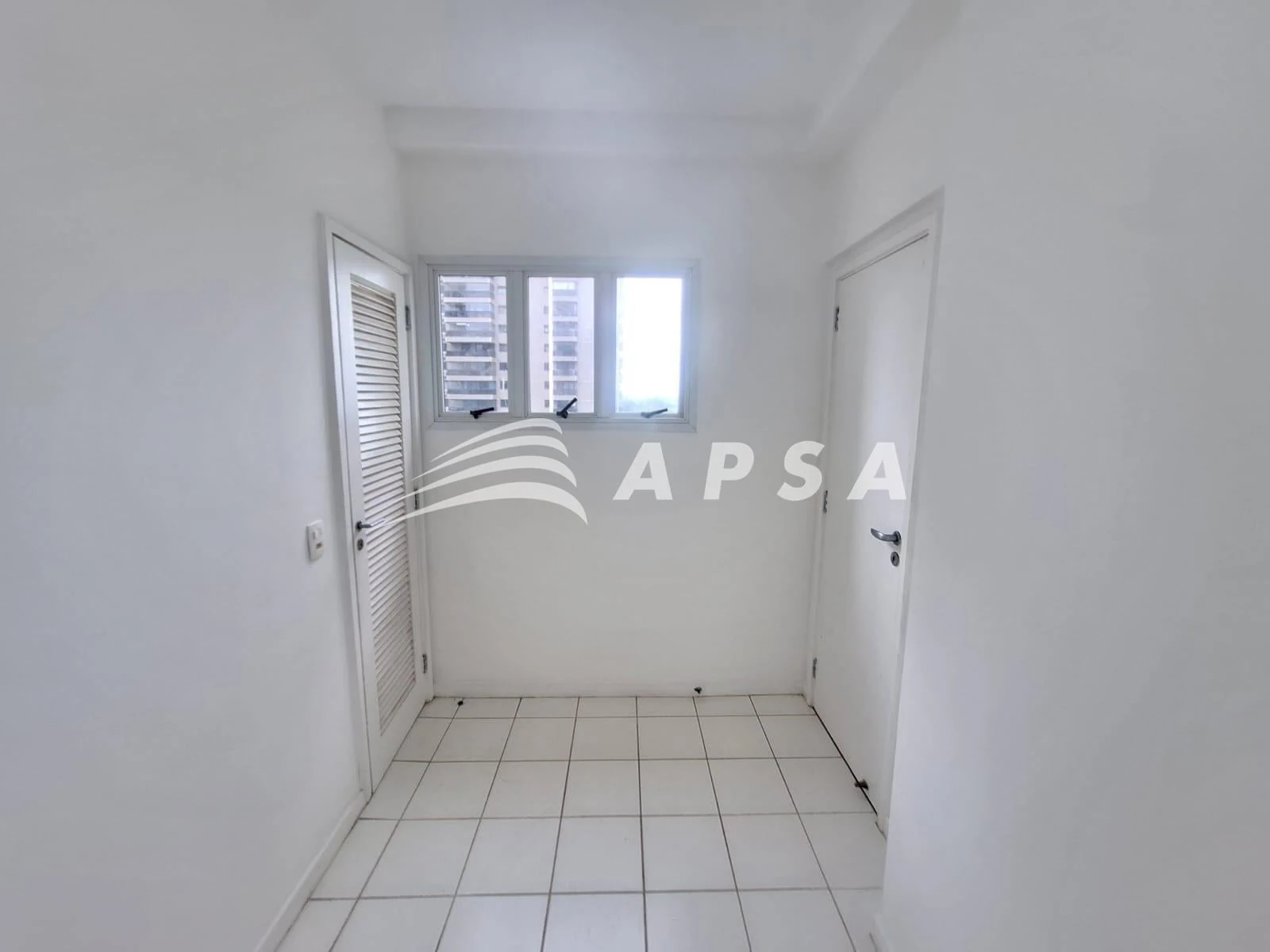3-bedroom apartment with a private BBQ — photo 29