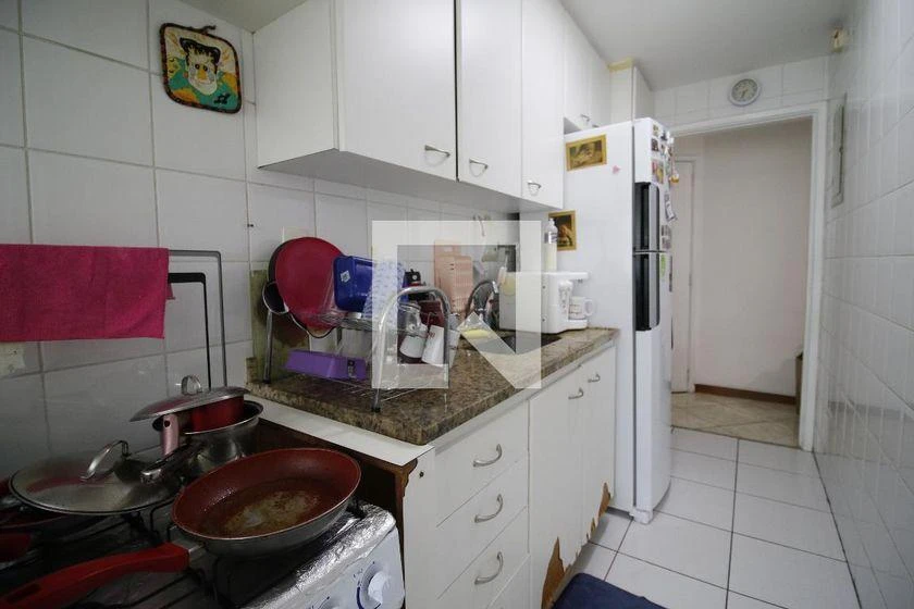 3-bedroom rental apartment with an enclosed balcony — photo 16