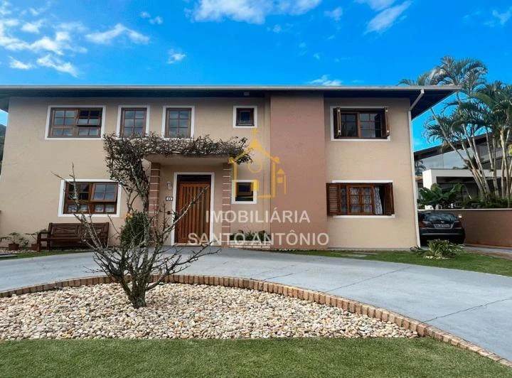 Дом в кондоминиуме 594 м²: 4 спальни и 2 парковки — photo 5