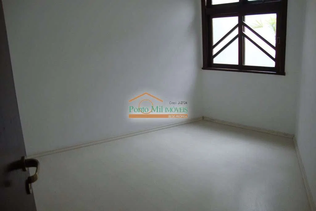 Будинок на 4 спальні з 3 суїтами 270 м² без паркування — photo 23
