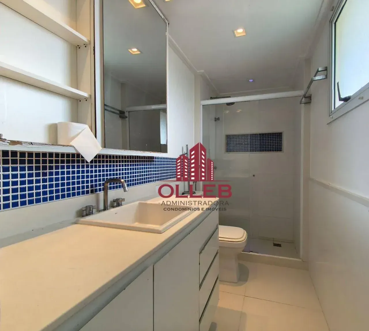 3-bedroom apartment with 4 bathrooms and enclosed balcony — photo 16