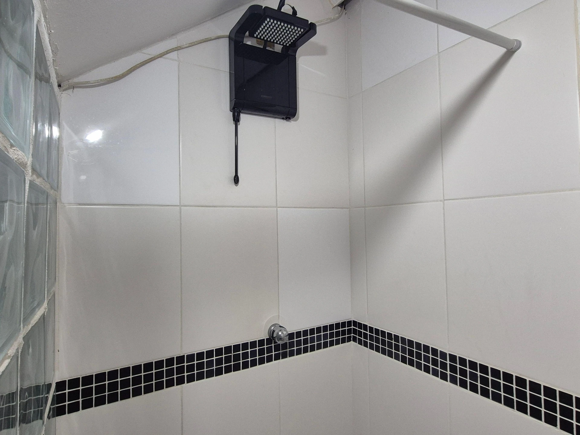 Furnished house, 400 m², with a dishwasher — photo 112