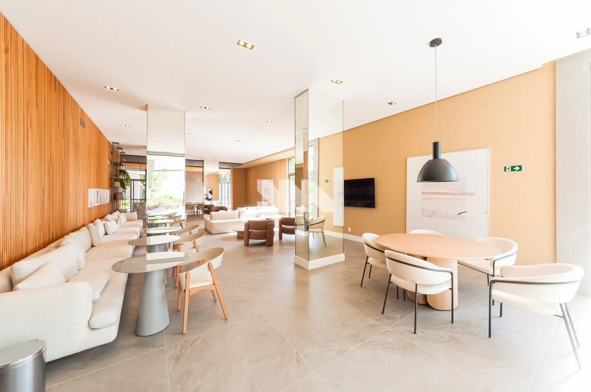 Apartment on the 5th floor with floor-to-ceiling windows — photo 8