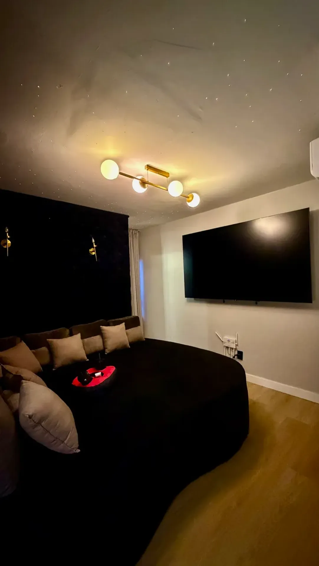 3-bedroom apartment with a grill on the balcony — photo 3