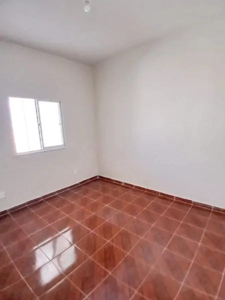 Casa de 45 m² e 2 quartos, Padre Miguel