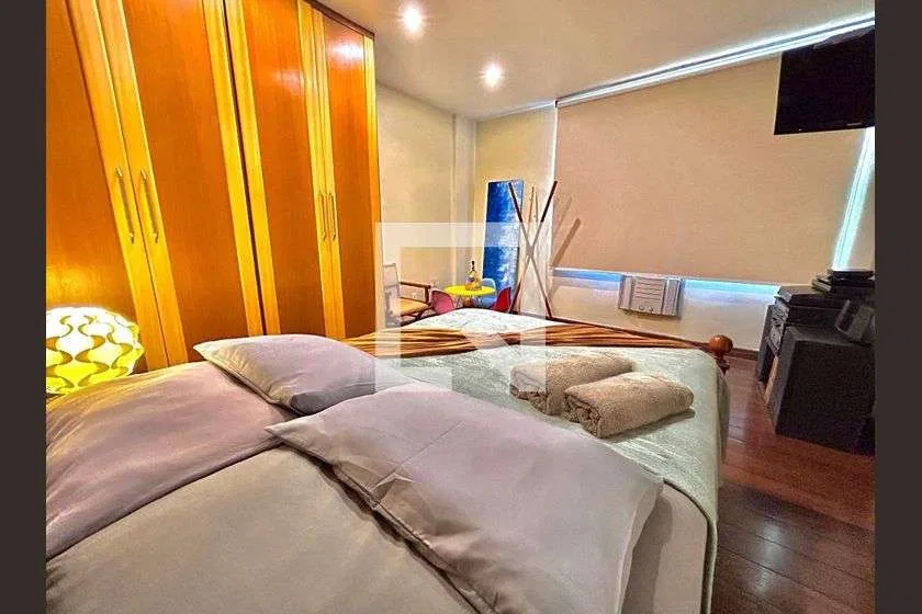 Apartamento amueblado de 100 m² con 2 dormitorios y plaza — photo 14