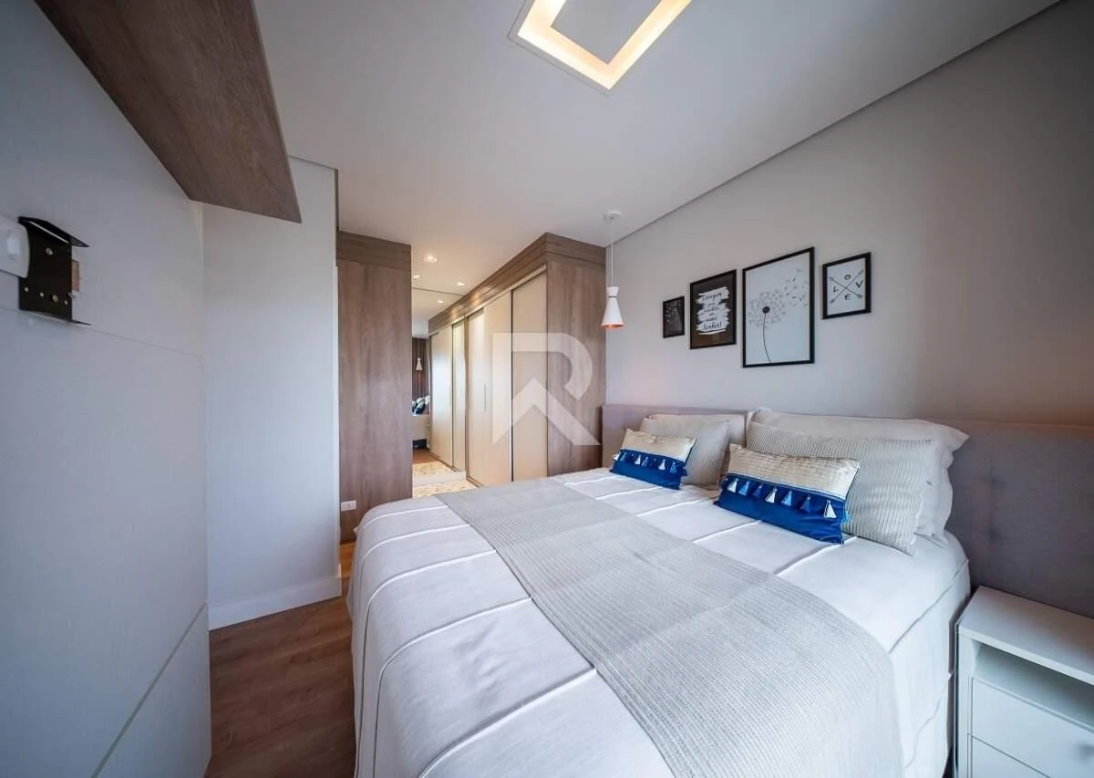 Furnished apartment, 150 m², with a glass-enclosed balcony — photo 22