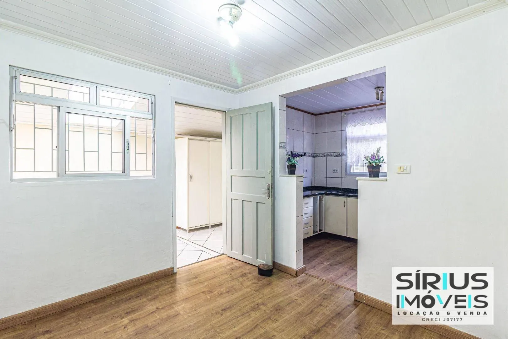 4-bedroom house with a garden in Curitiba — photo 30