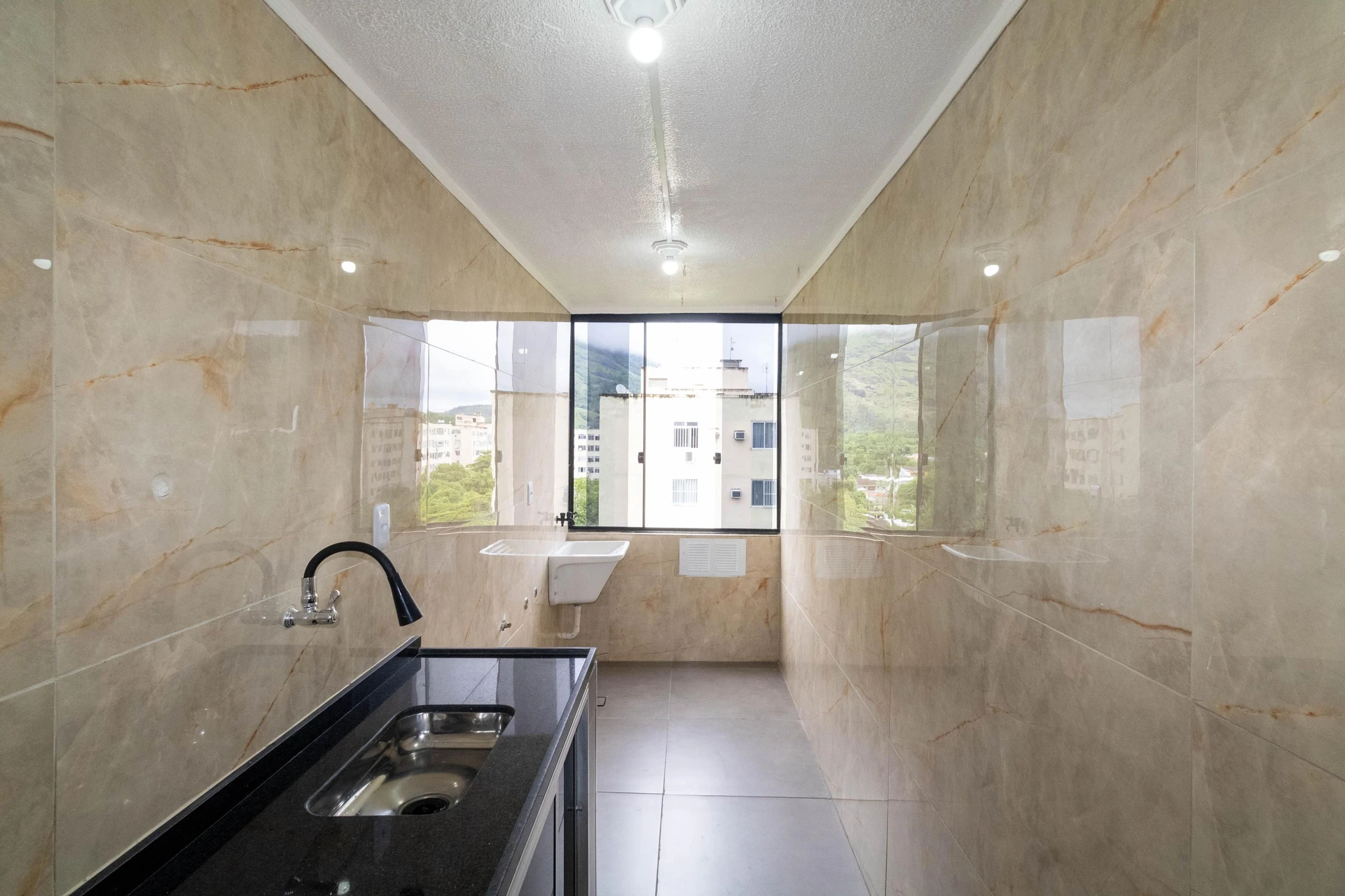 Apartamento, 60 m², com vista para as montanhas — photo 20