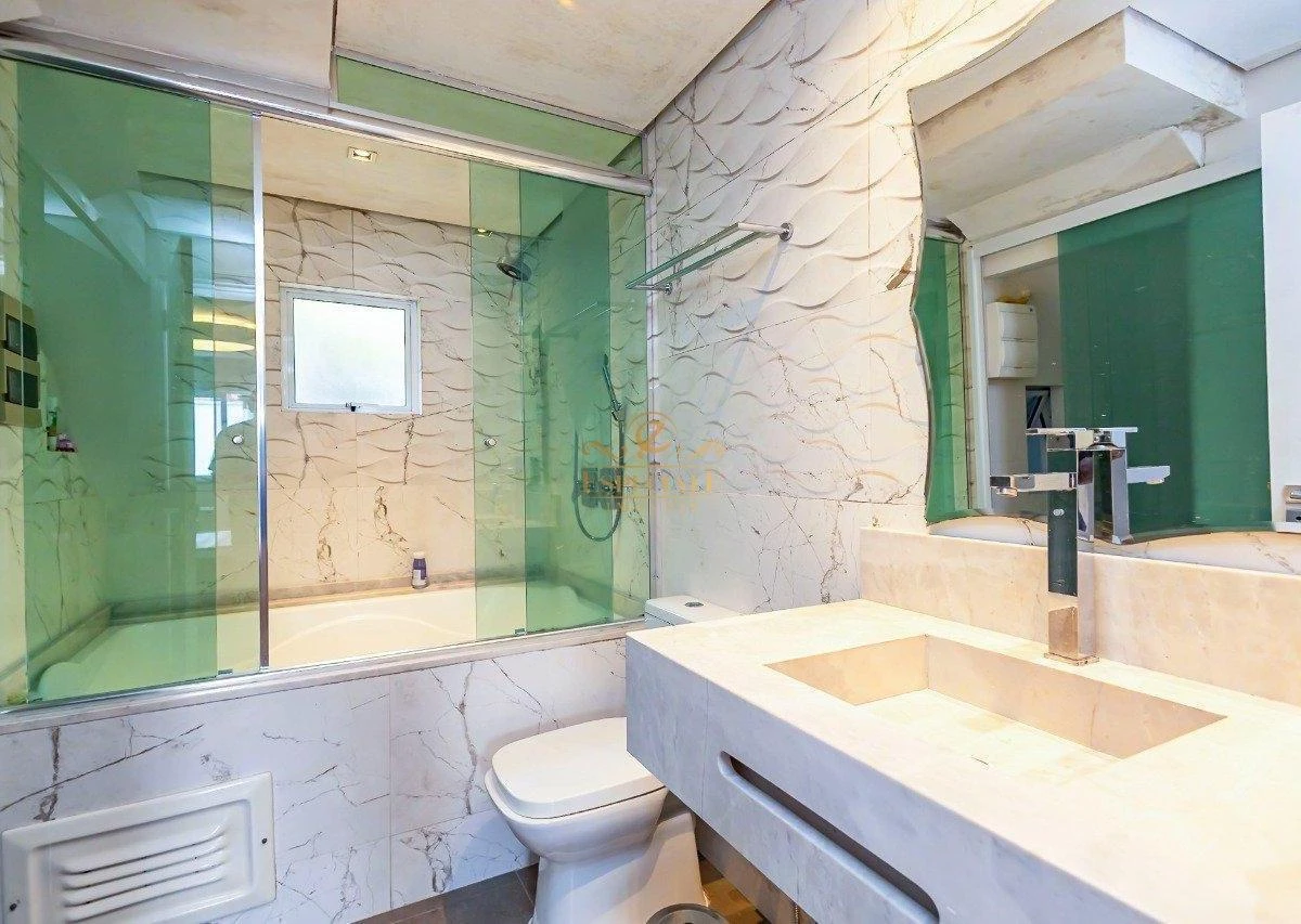 Furnished house with 9 bedrooms and a pool — photo 8