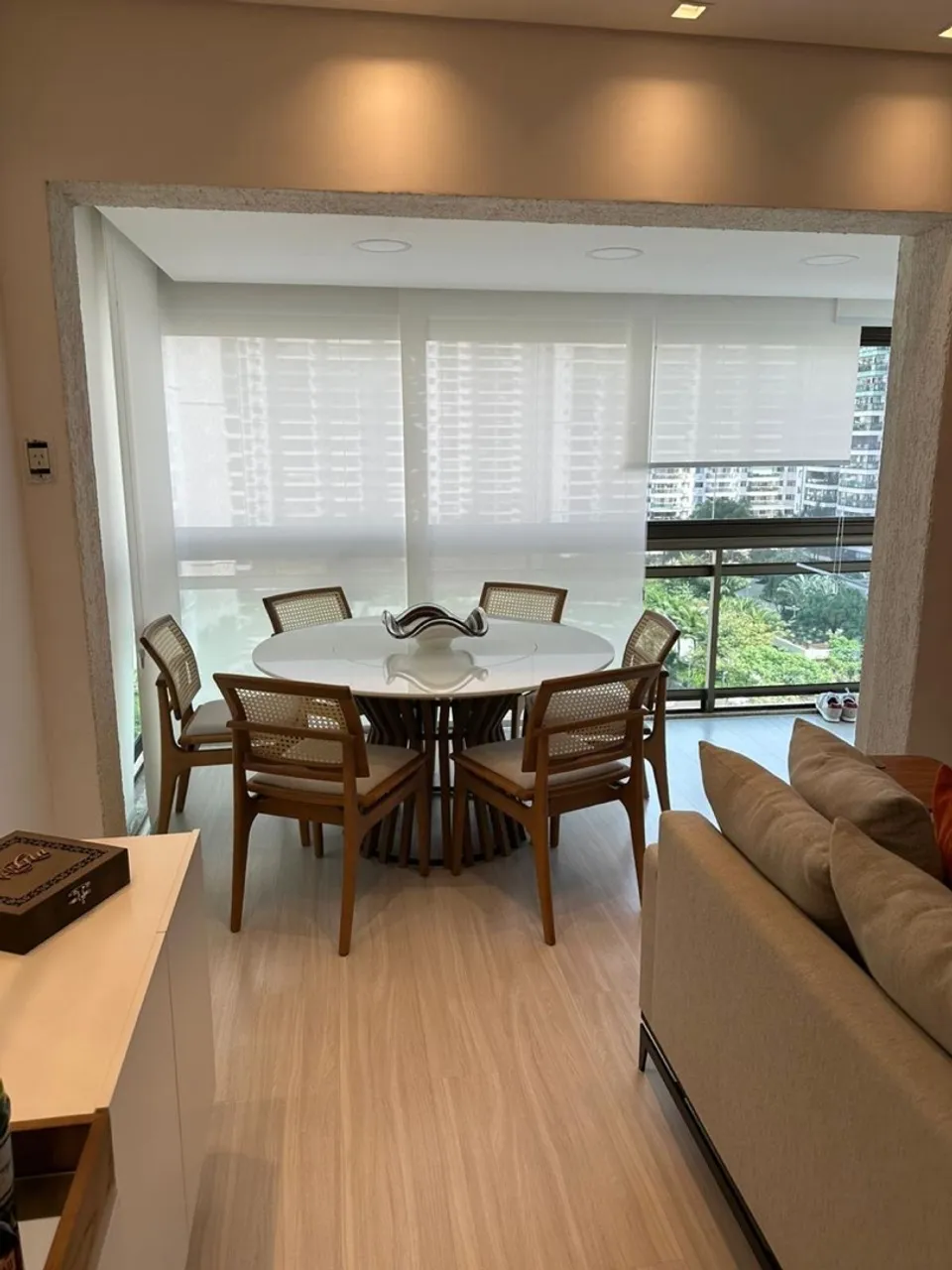 Floor-to-ceiling windows in a 3-bedroom apartment, 96 m² — photo 8