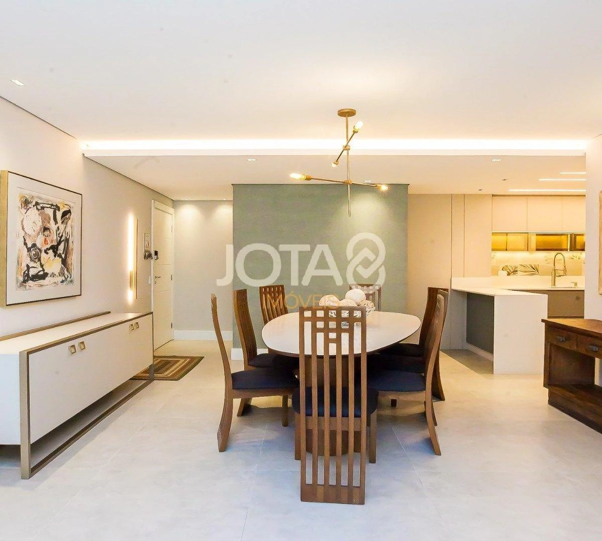 Furnished 3-bedroom apartment with 201 m² — photo 22