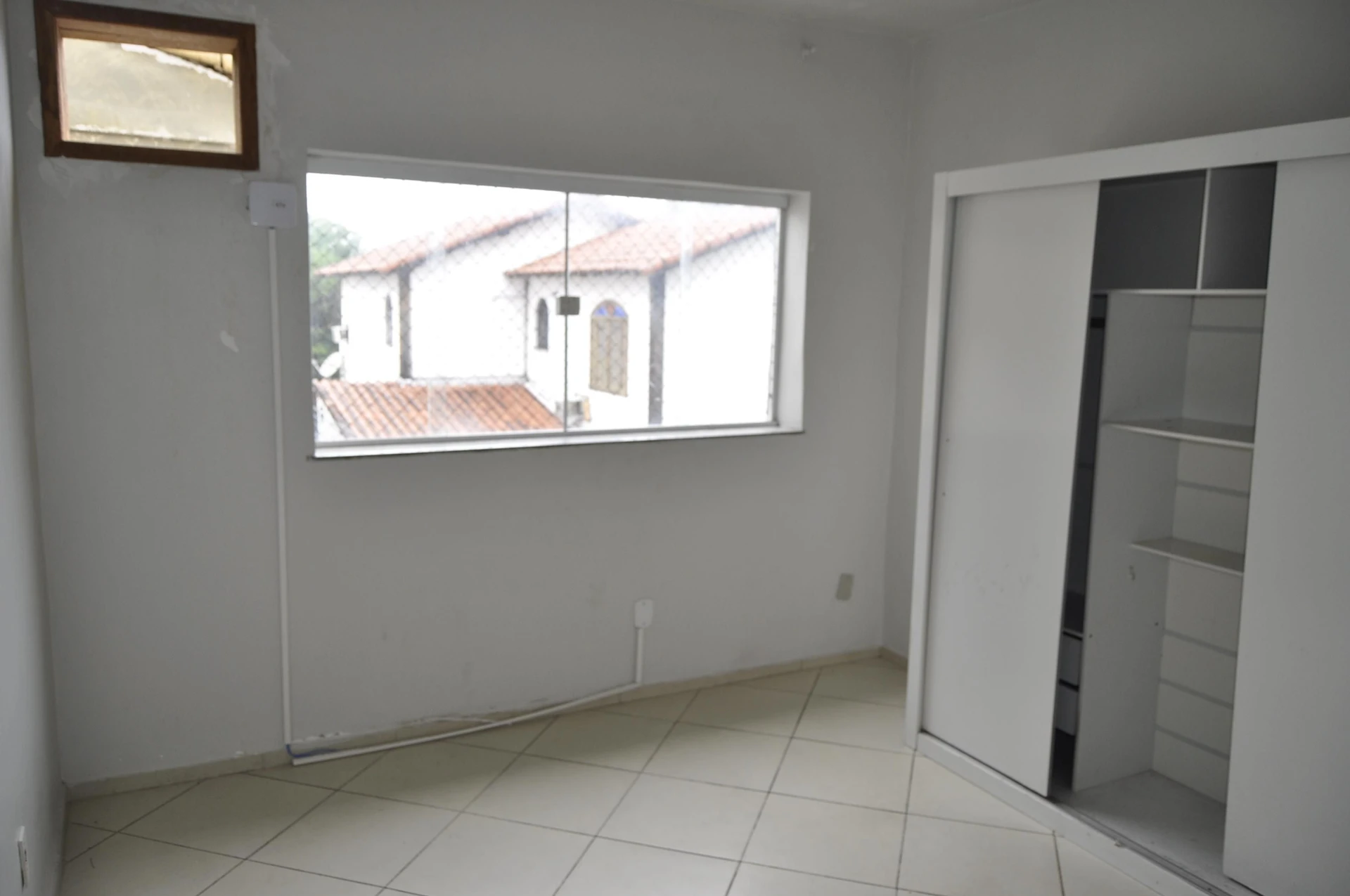 Casa para alugar com 2 quartos e 1 banheiro — photo 2