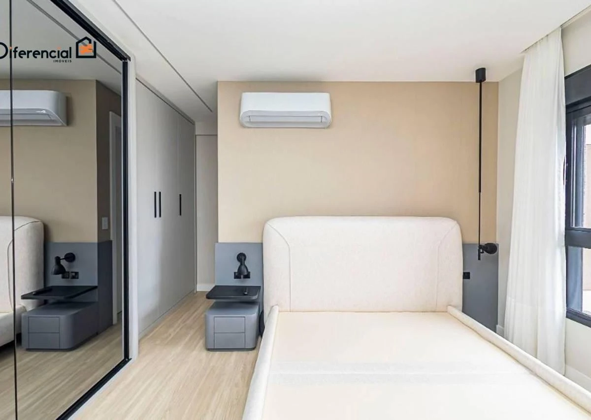 Furnished apartment, 93 m², with floor-to-ceiling windows — photo 4