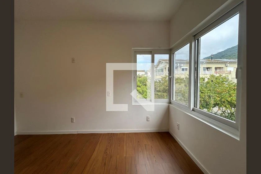 Casa com 4 quartos e jardim privativo — photo 12
