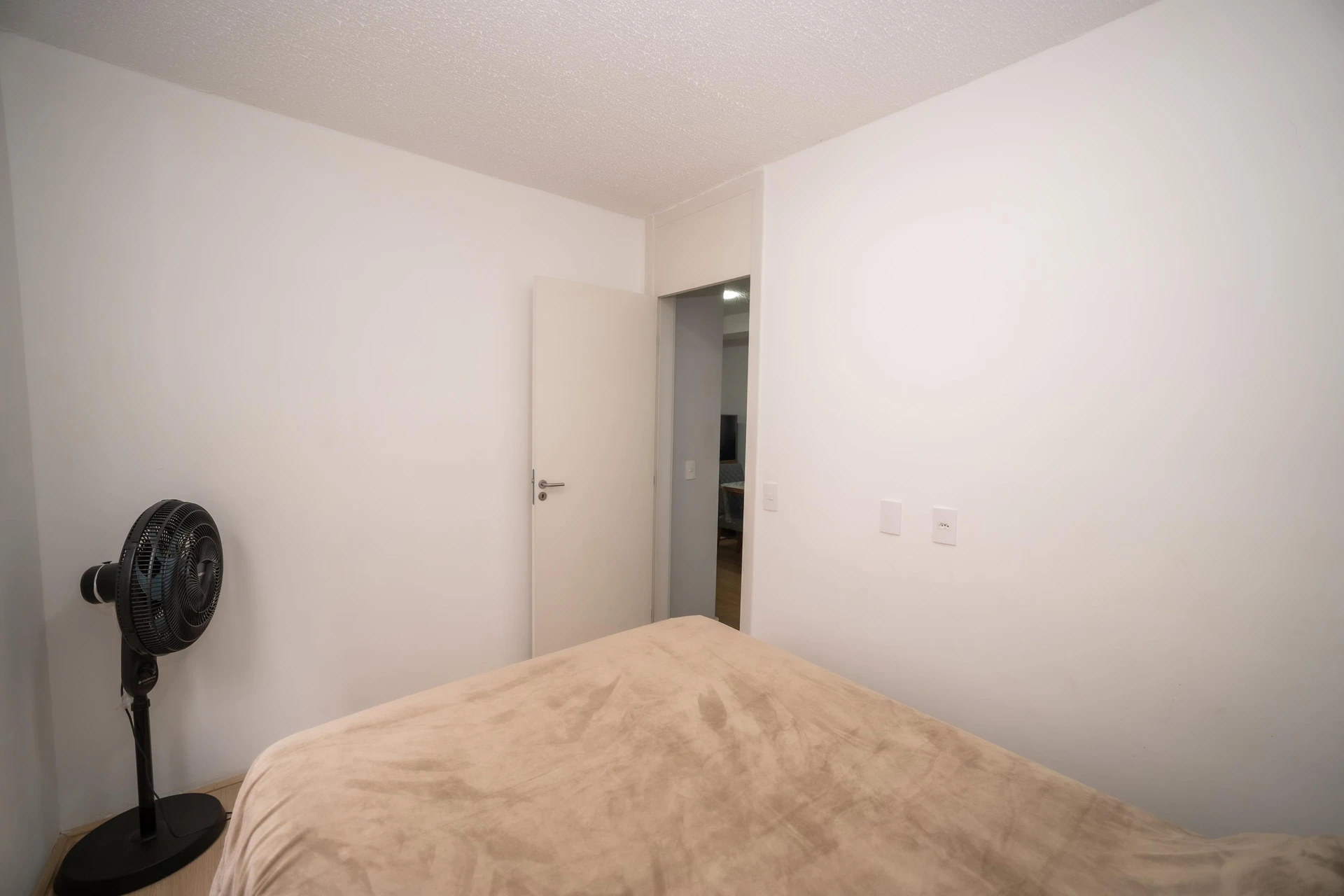 Пральна машина та 2 спальні: квартира 40 м² — photo 27