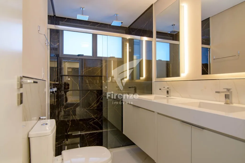 Furnished apartment with open-plan kitchen and private garden — photo 17