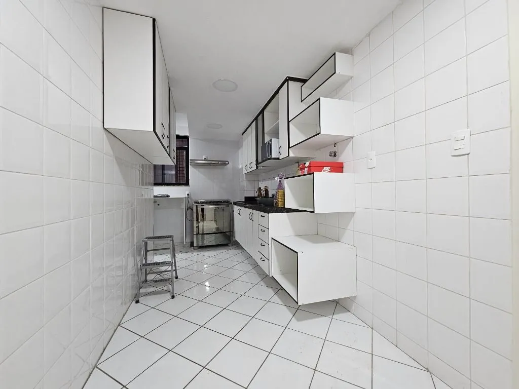 3-bedroom apartment with a home office in Rio de Janeiro — photo 15