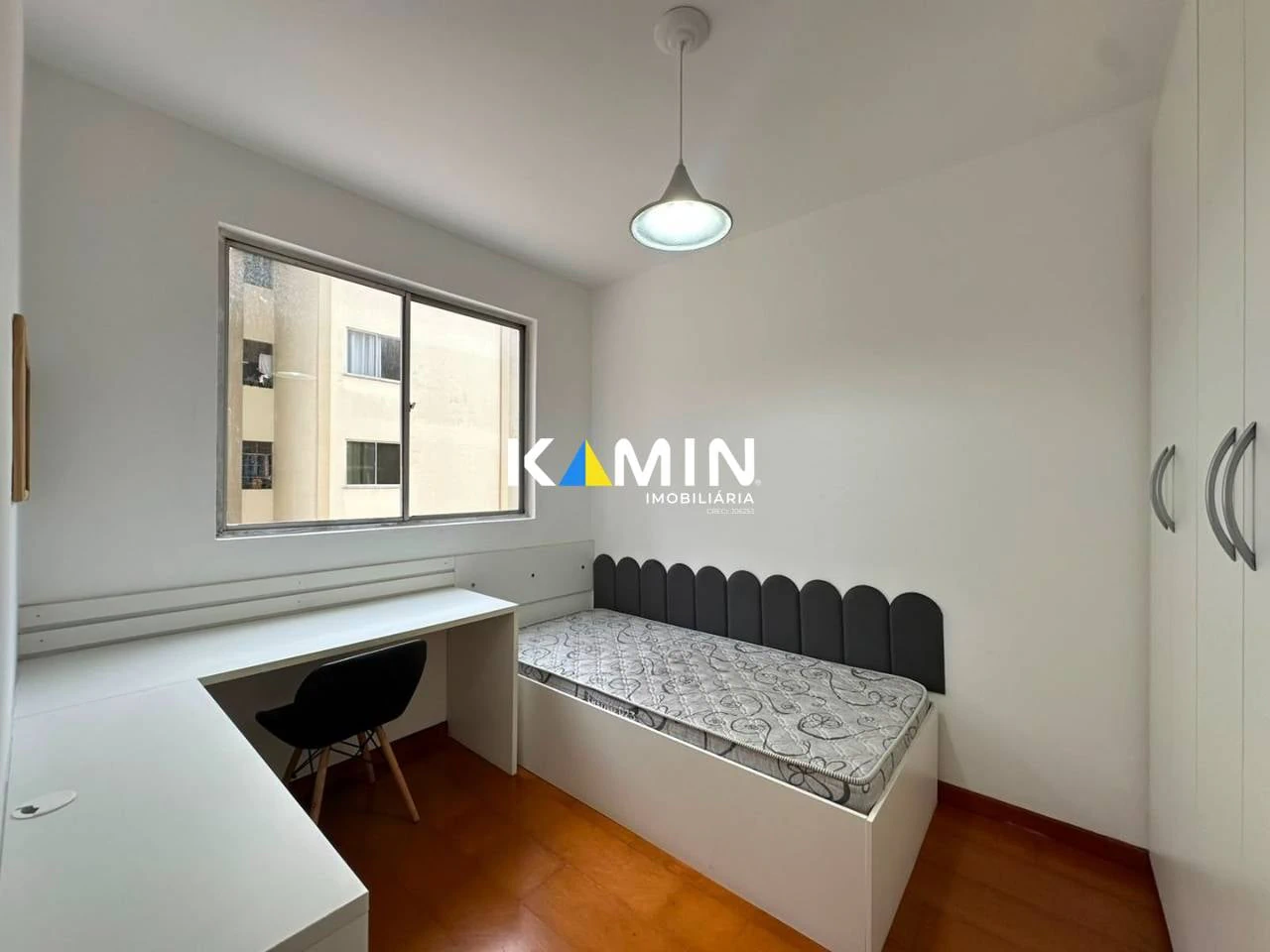 2-bedroom apartment with a home office — photo 9