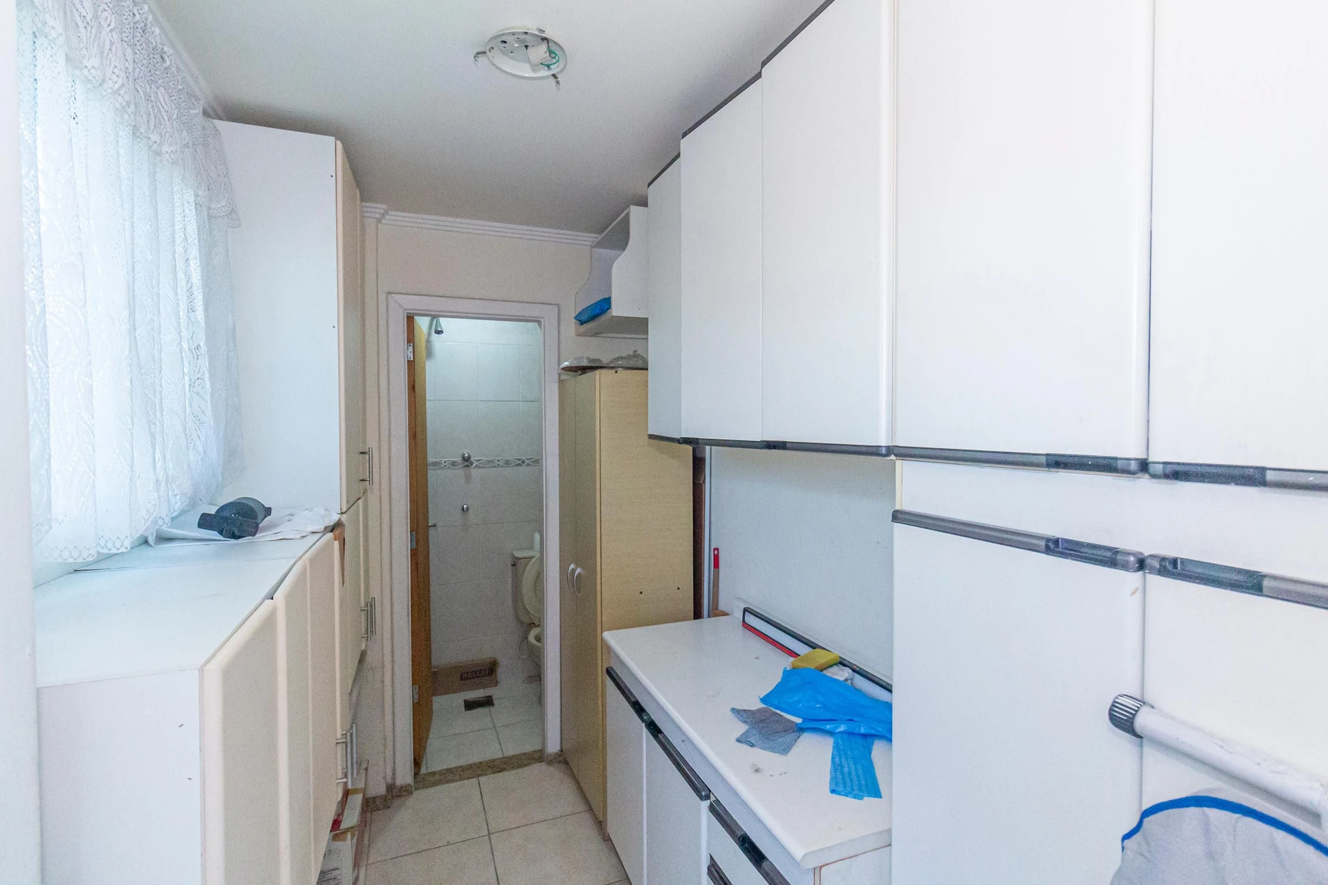 Apartamento mobiliado com 4 quartos e 3 banheiros — photo 71