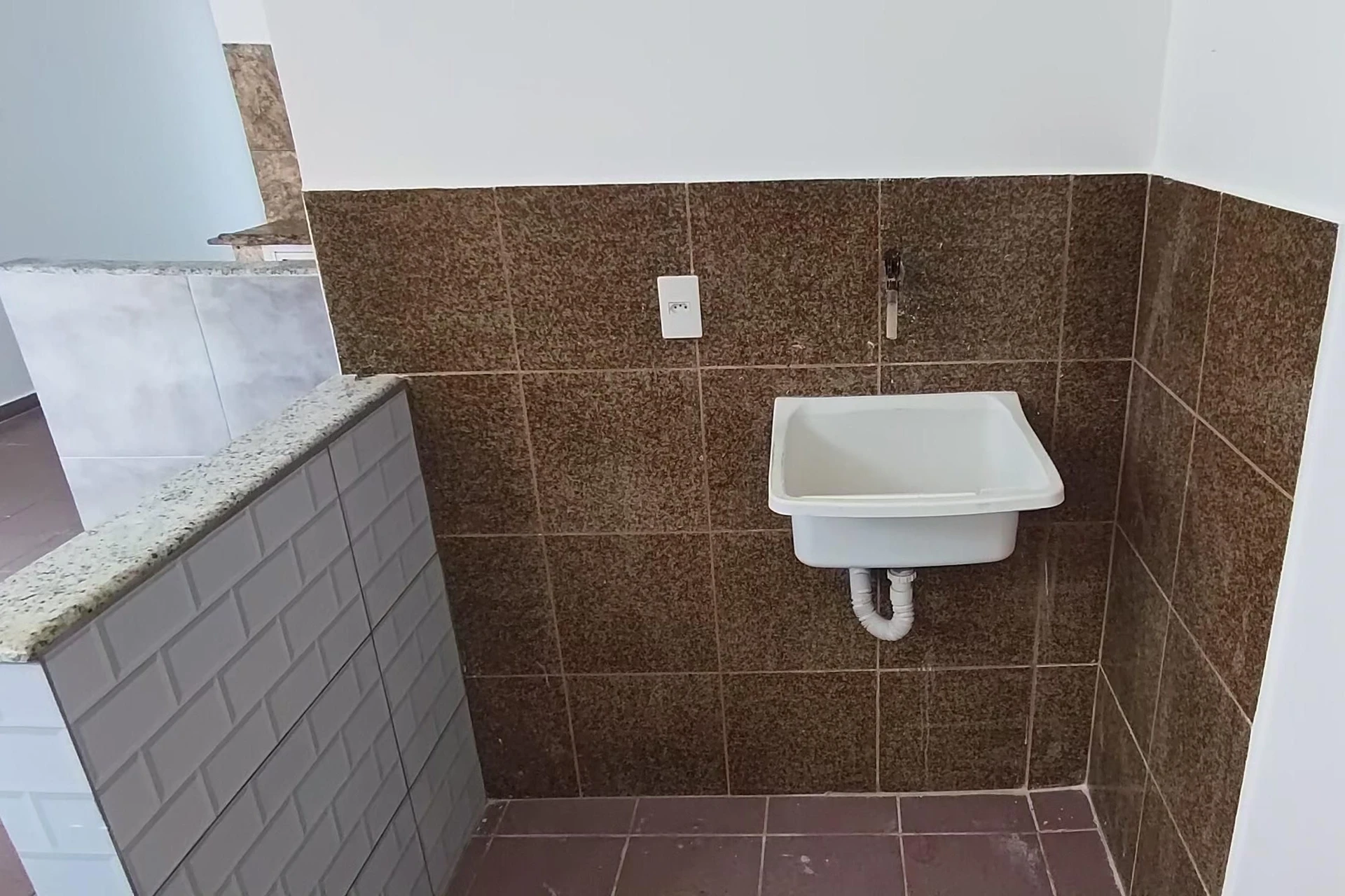 Будинок у кондомініумі з відкритою кухнею та 1 спальнею — photo 9