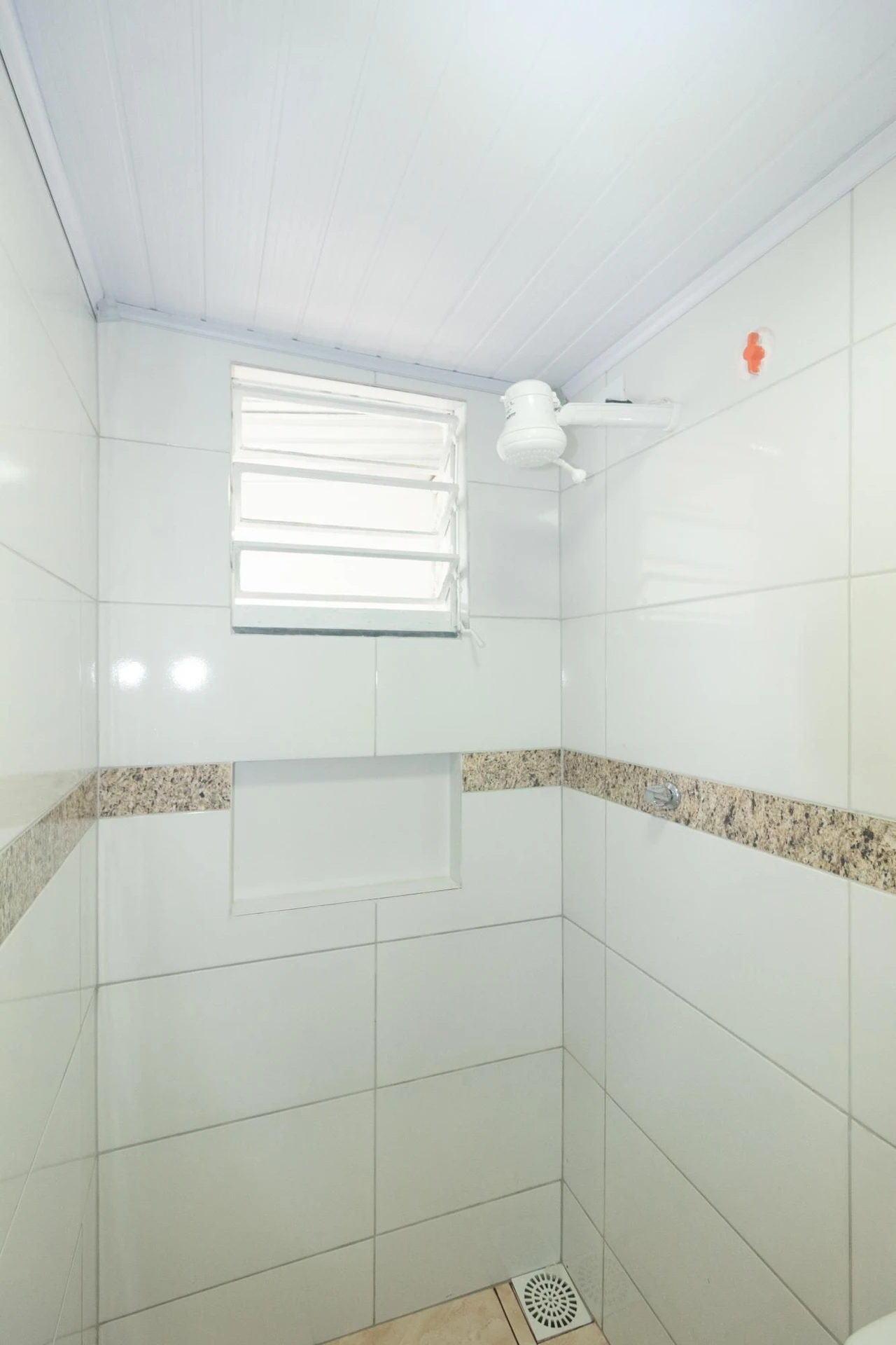 Unfurnished house with 1 bedroom and 1 bathroom — photo 11