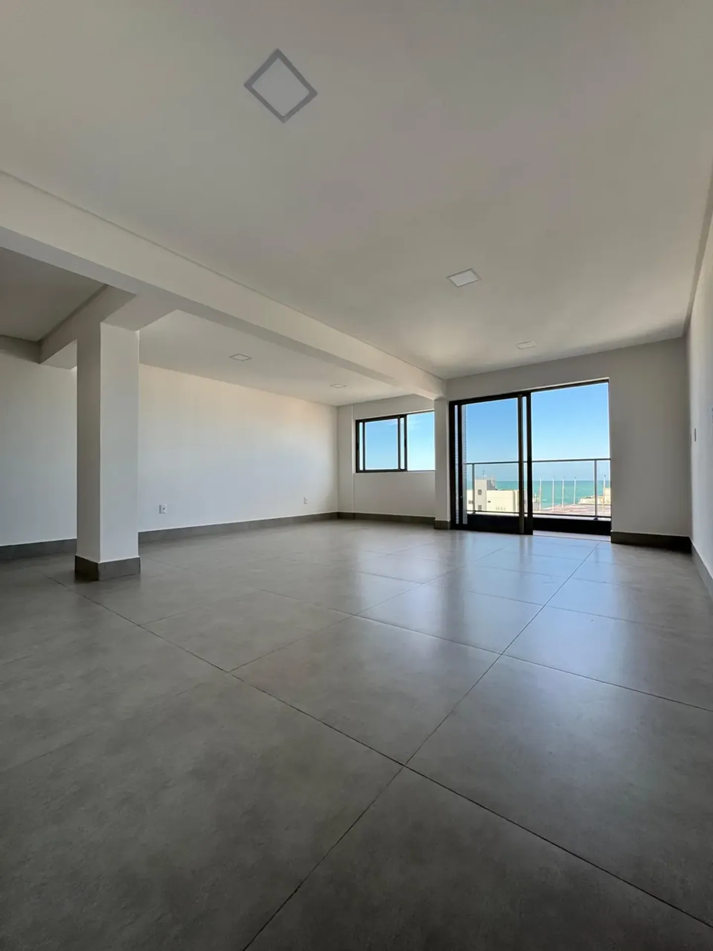 Квартира 145 м² з 4 спальнями-сюїтами та паркуванням — photo 16