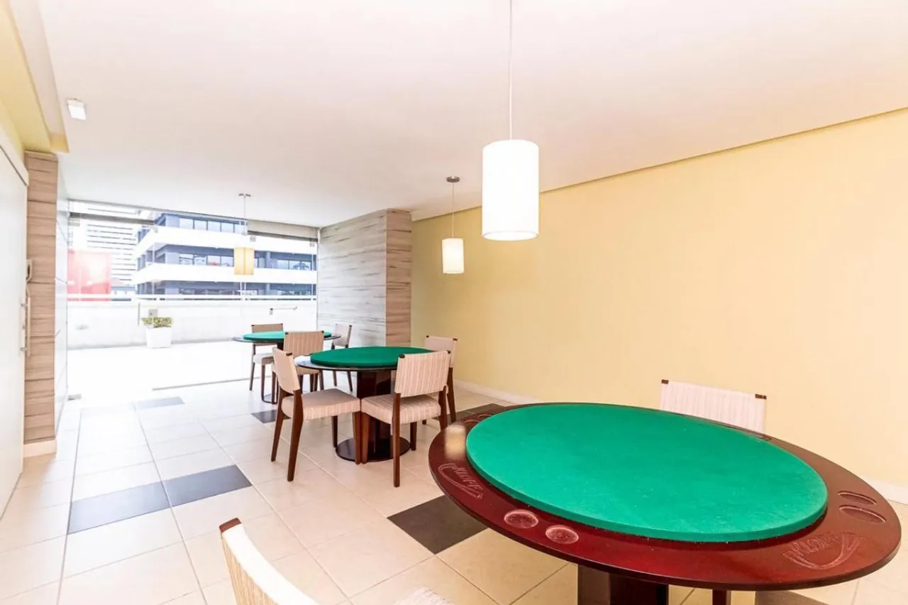 Furnished 37 m² studio with an open-plan kitchen — photo 8