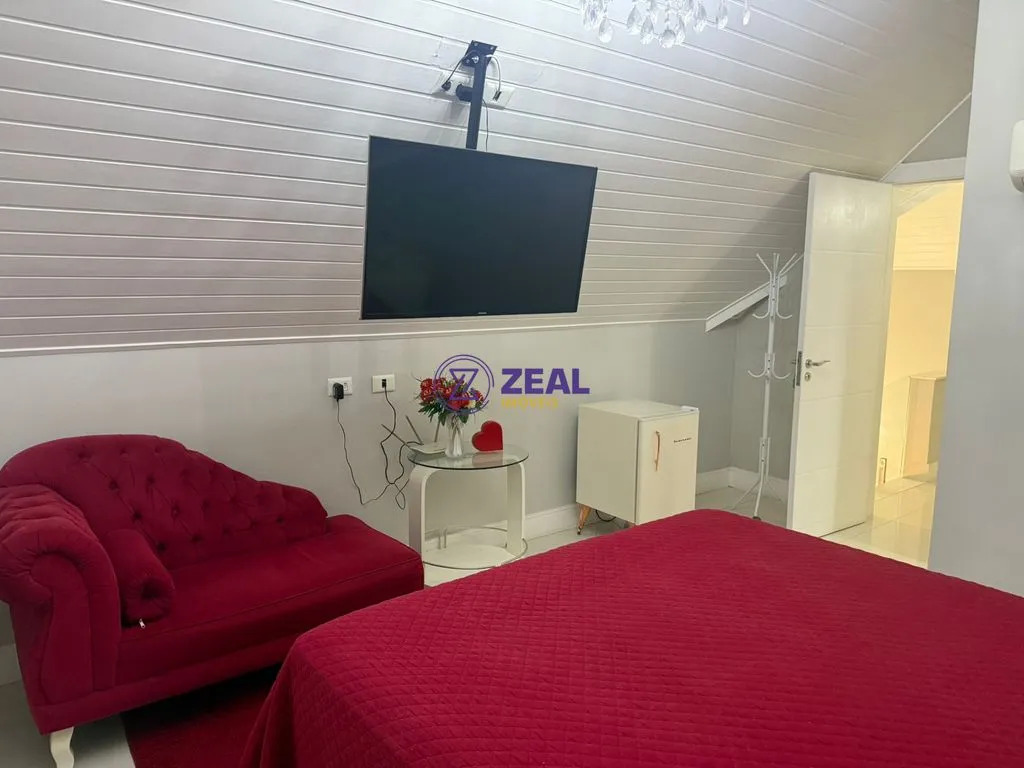 Furnished house with 4 suites and an integrated kitchen 380 m² — photo 40