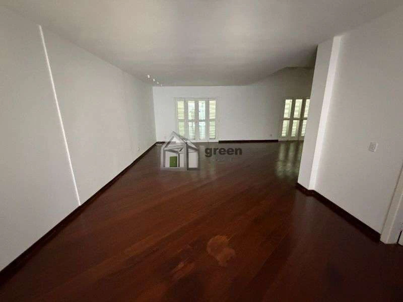 Casa em condomínio com 6 quartos e 600 m² — photo 5