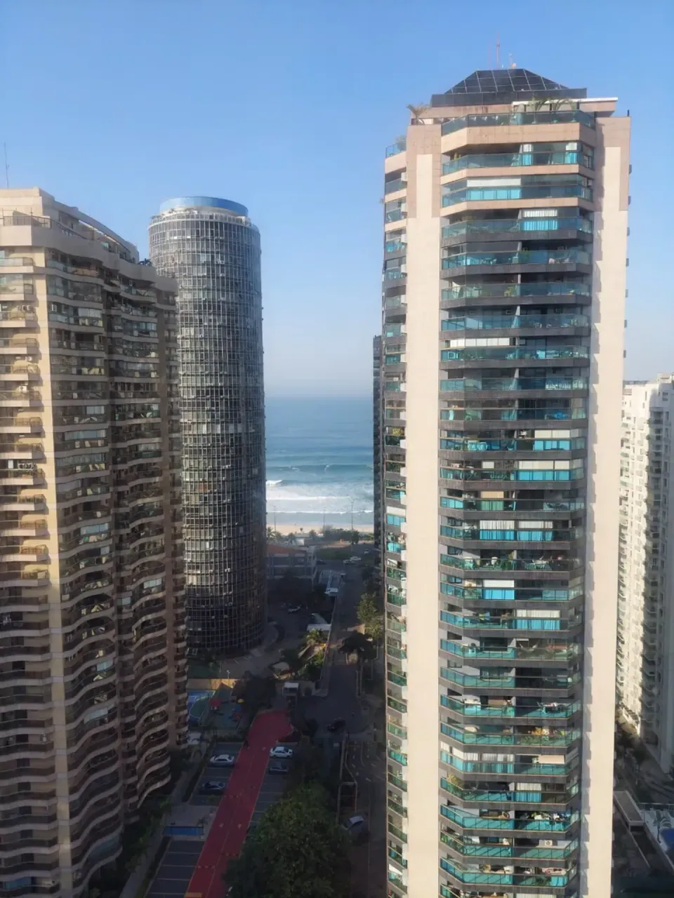 4-bedroom apartment with a water view in Rio de Janeiro — photo 11