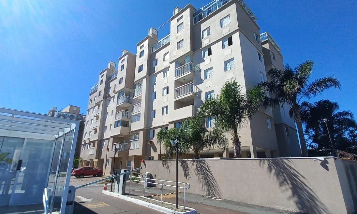 2-bedroom apartment with a home office in Curitiba — photo 11