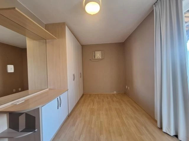 Condominium house with 4 bedrooms and 3 bathrooms — photo 38